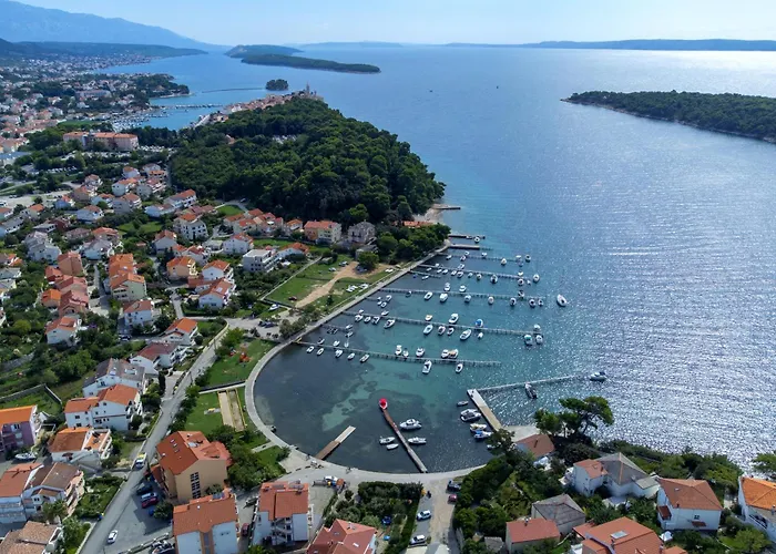 With Parking Space - Rab - 18900 Apartamento *